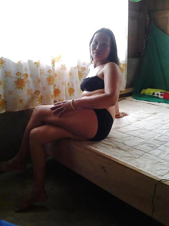 21P I am on bra and panty