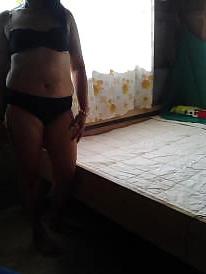21P I am on bra and panty