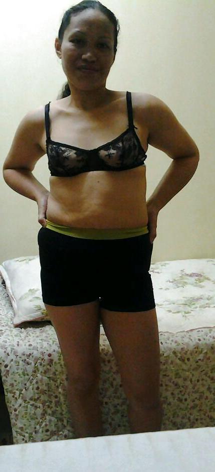 21P I am on bra and panty