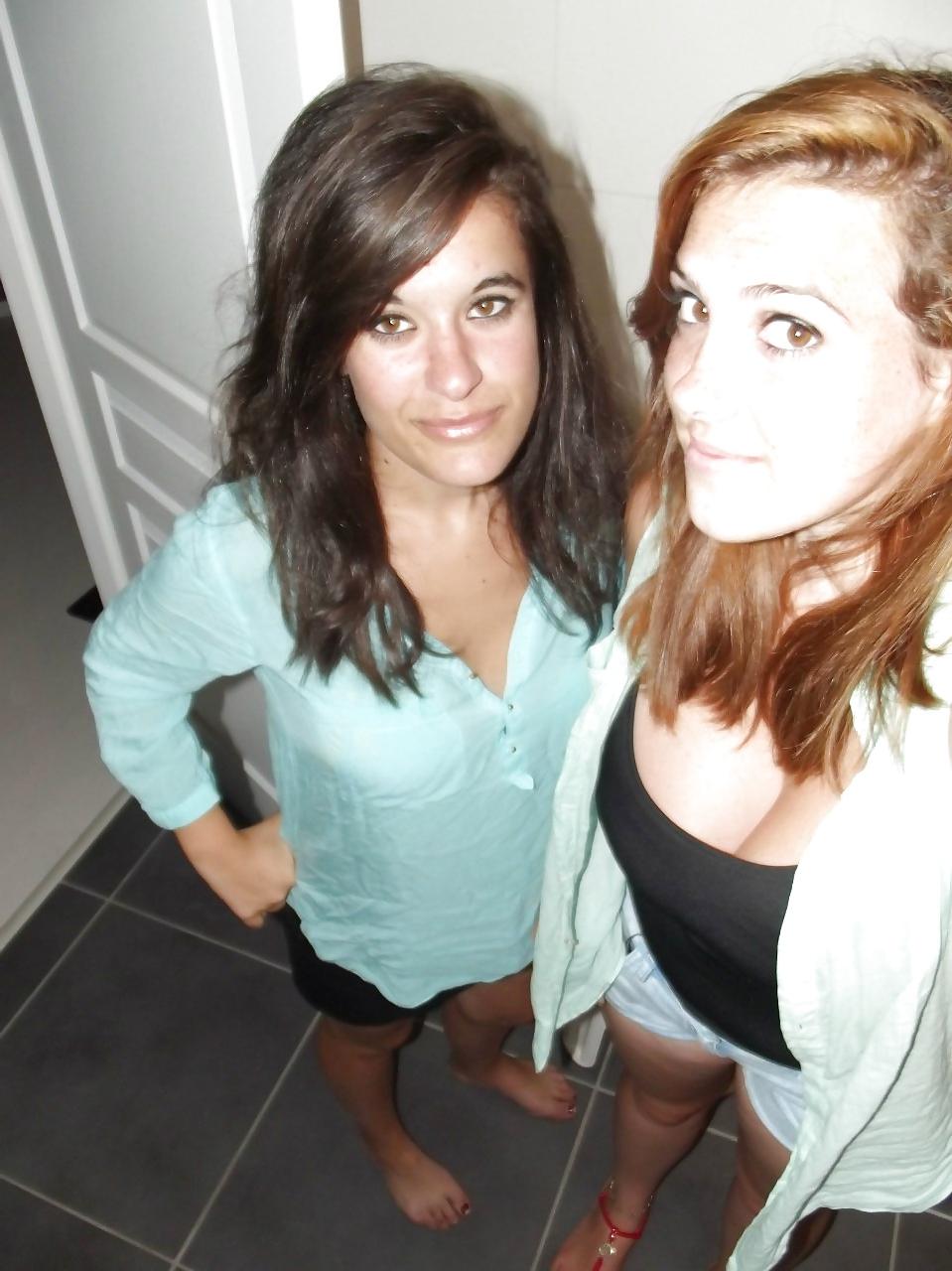 25P French Teen's Face Pics 