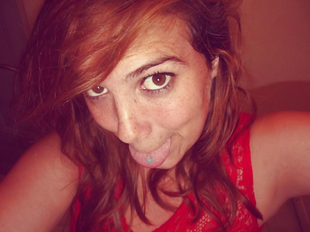 25P French Teen's Face Pics 