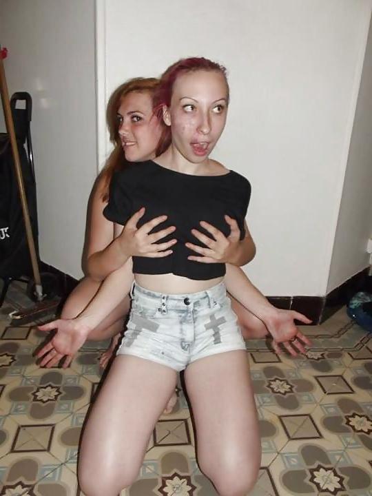 25P French Teen's Face Pics 
