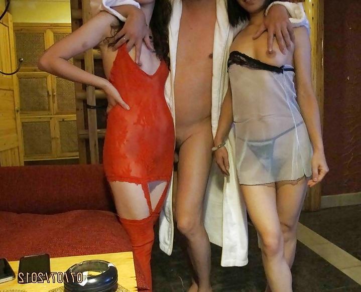 11P Chinese room service