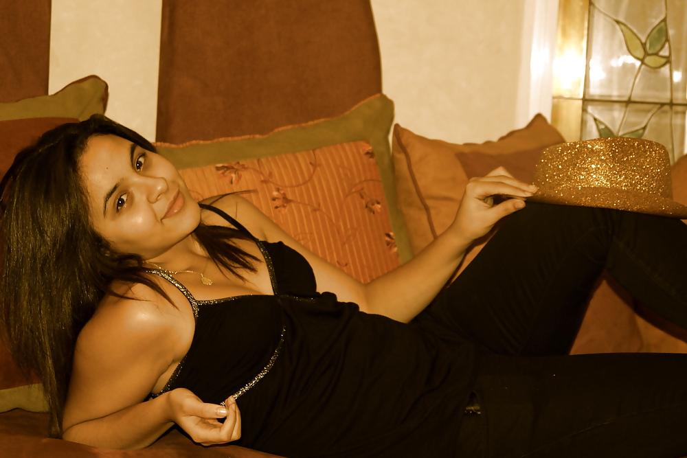 15P Safaa Morocco Girl Cum On Her