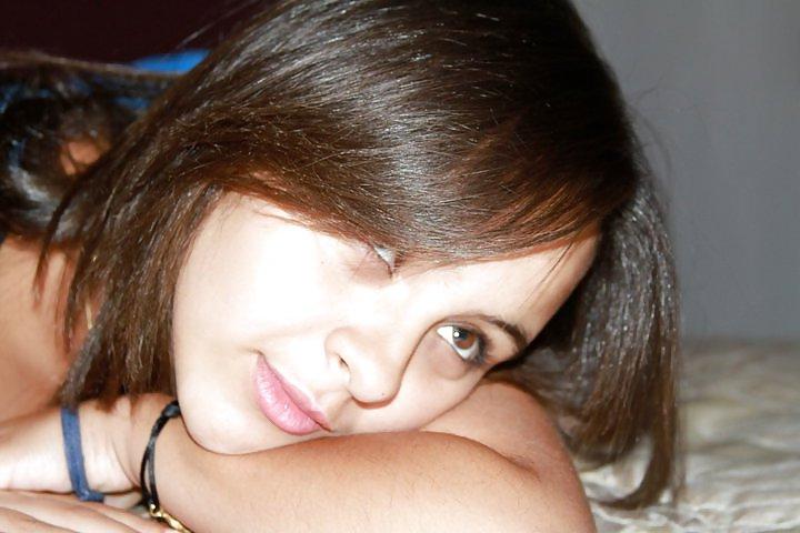 15P Safaa Morocco Girl Cum On Her