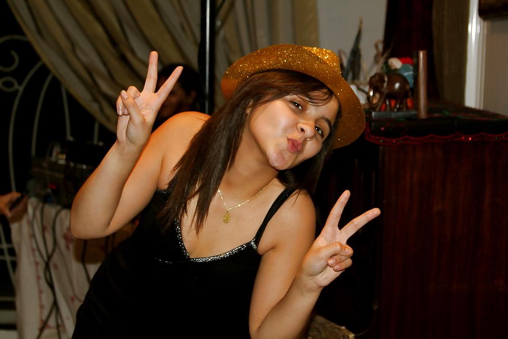15P Safaa Morocco Girl Cum On Her