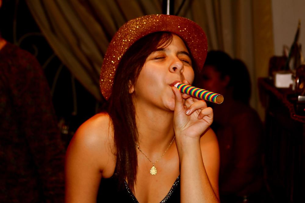 15P Safaa Morocco Girl Cum On Her