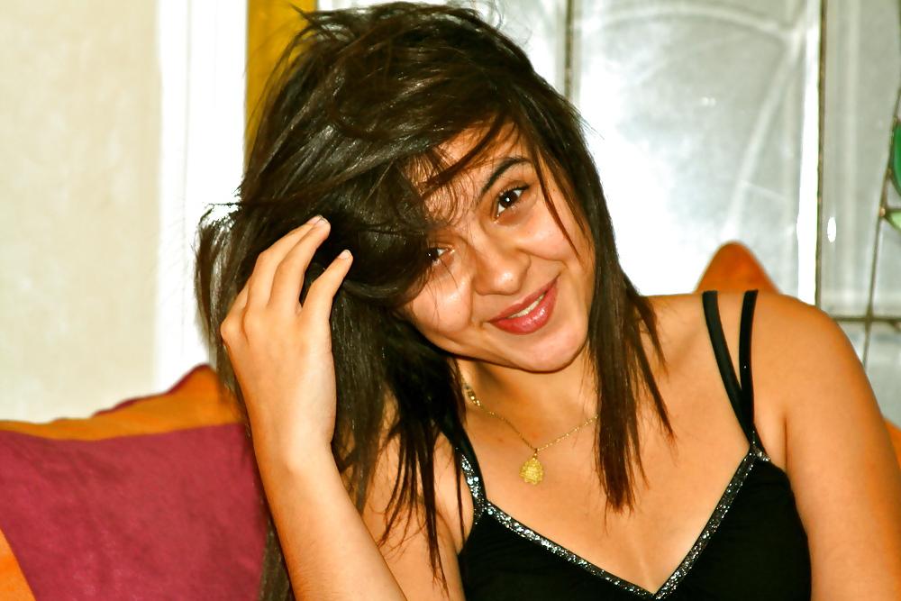 15P Safaa Morocco Girl Cum On Her