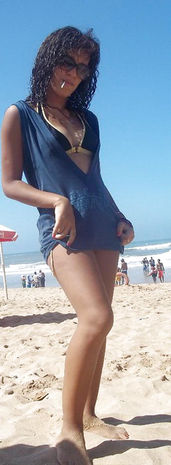 13P Saly Morocco Girl Cum On Her