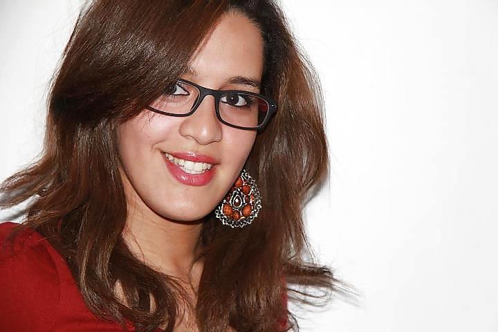 13P Saly Morocco Girl Cum On Her