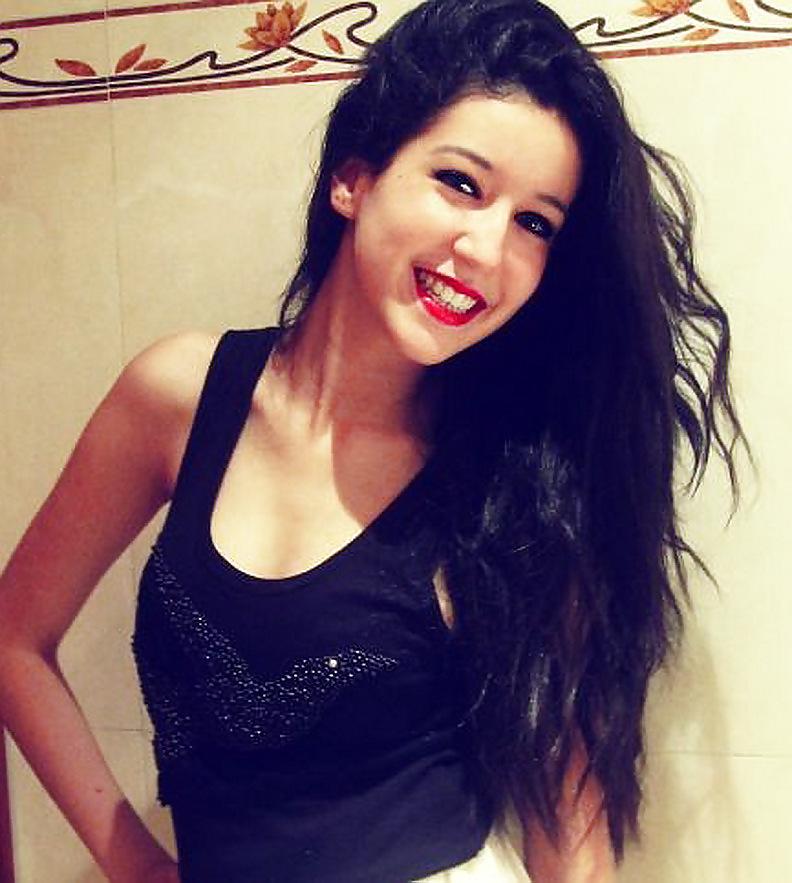 25P Oumayma  Morocco Girl Cum On Her
