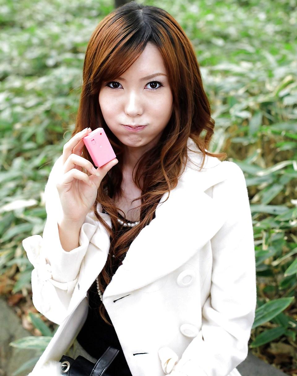 25P Yui Hatano - 10 Japanese Beauties
