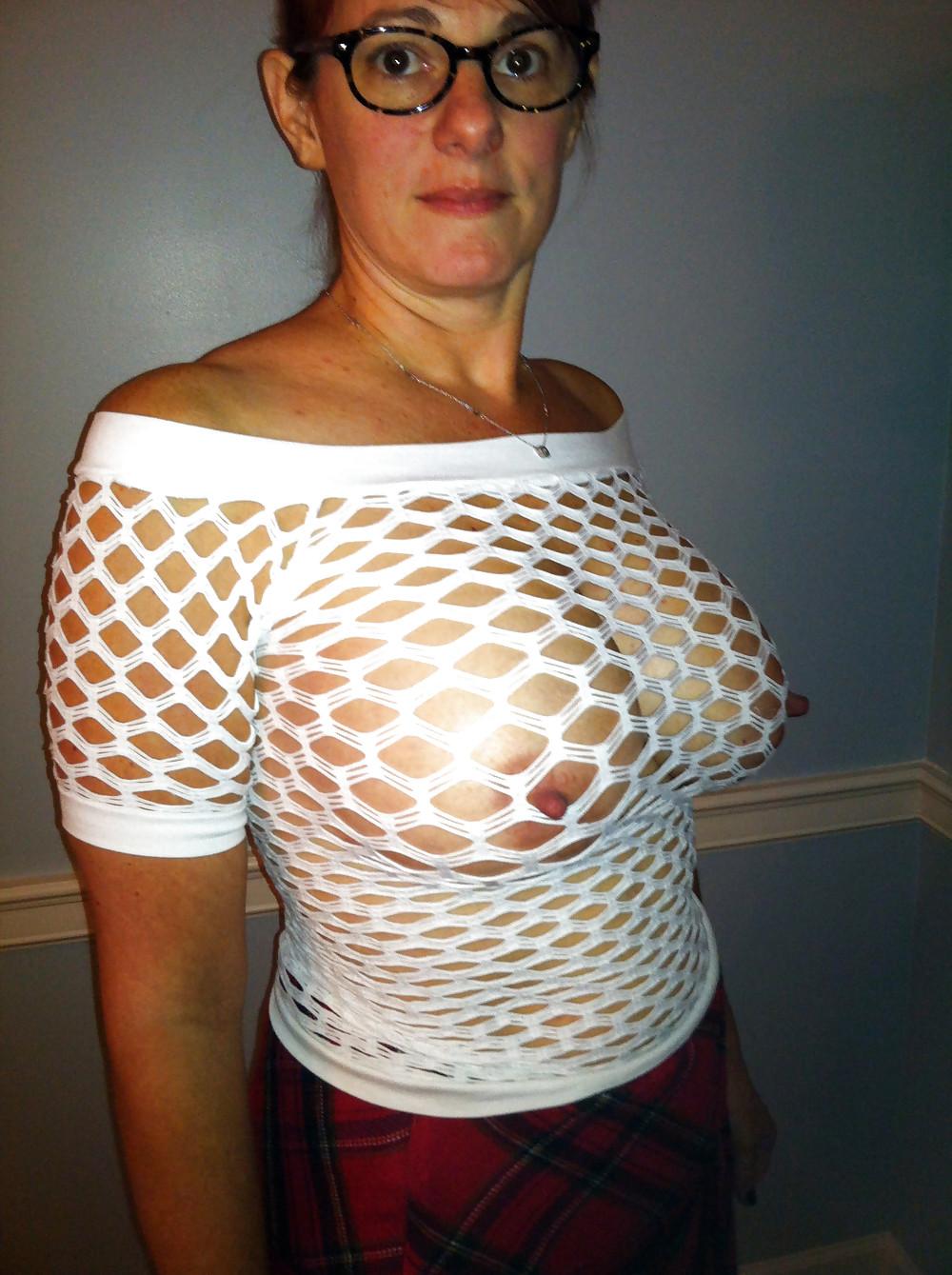 20P She forgot her bra 40.