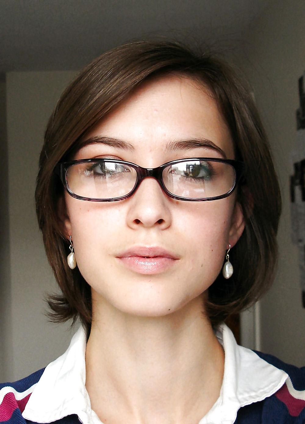 10P Pretty Girl