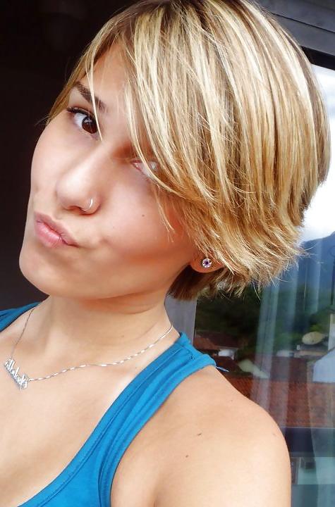 10P Pretty Girl