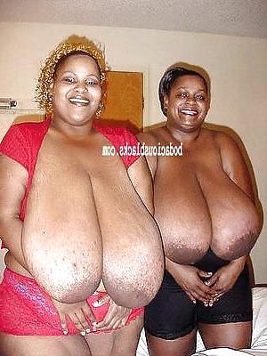 24P THICK'GIRLSXMOLLYS