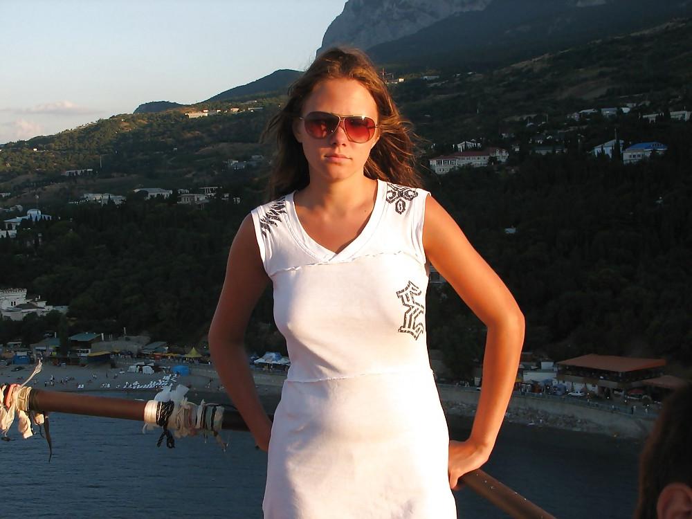 24P She forgot her bra 12.
