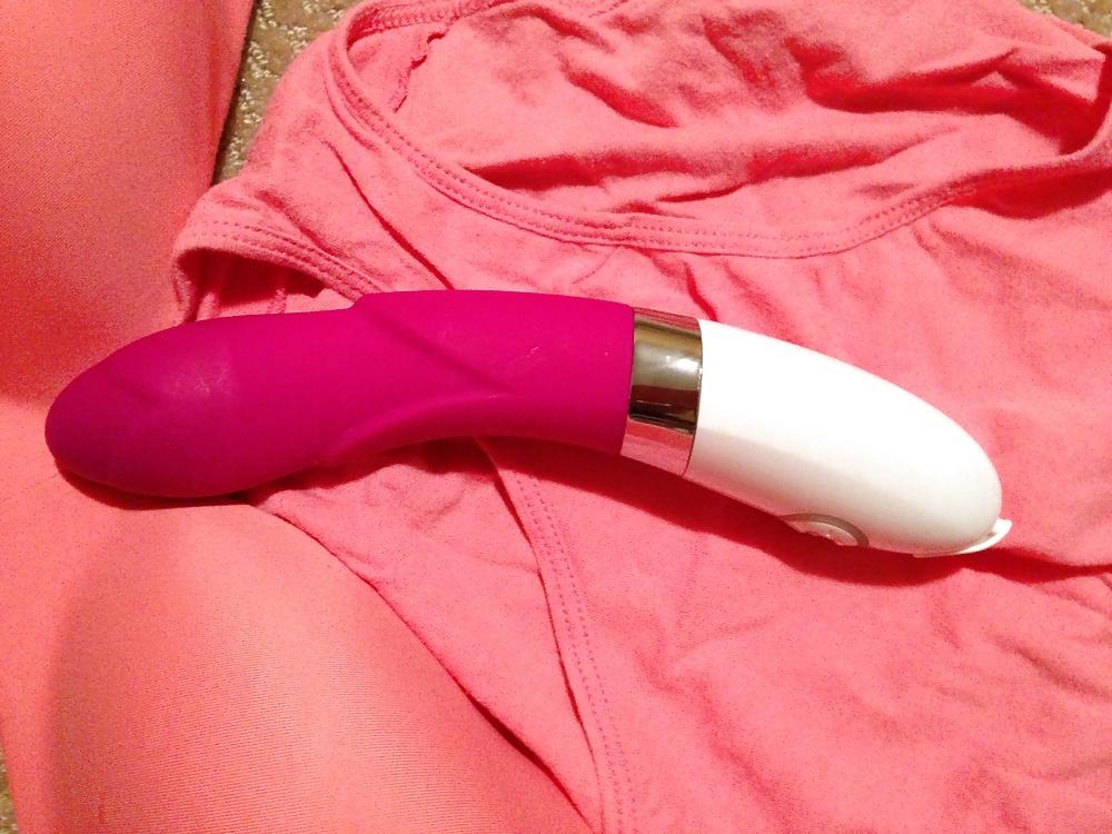 6P My wife's dildo, bra and panty!