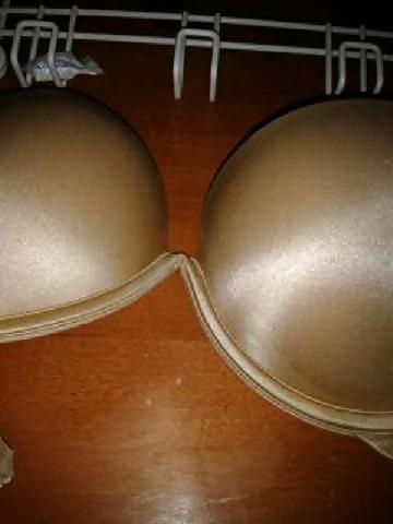10P Pics of her Bra Drawer