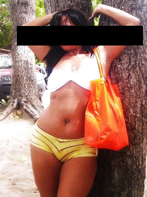 16P Super bucetuda - hot big pussy public - real amateur