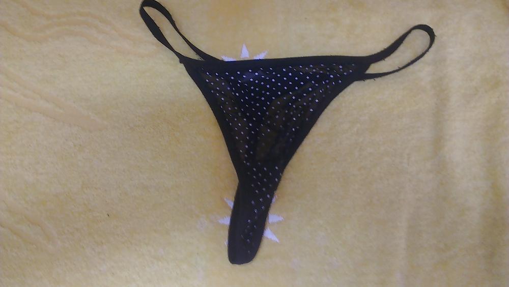 6P New pics from thongs and bra