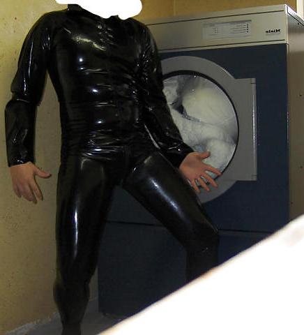 21P Rubber in the staircase & basement