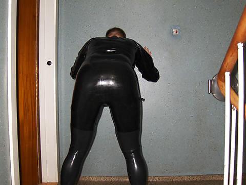 21P Rubber in the staircase & basement