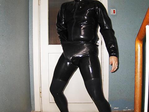 21P Rubber in the staircase & basement