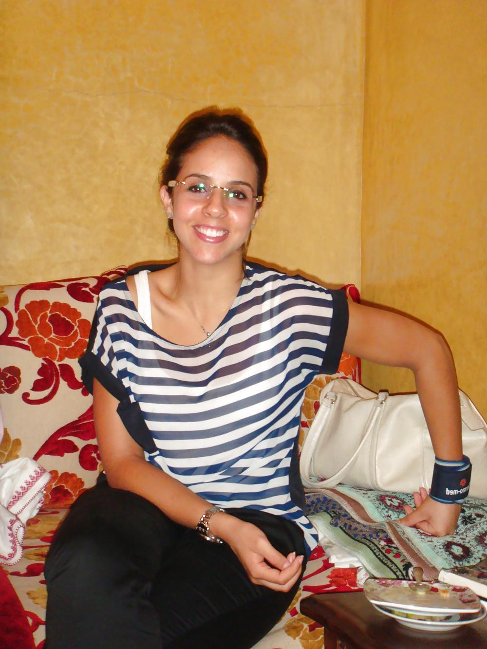 25P Zineba Morocco Girl Cum On Her