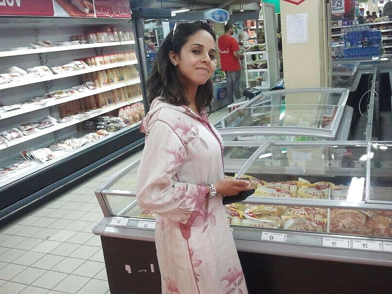25P Zineba Morocco Girl Cum On Her