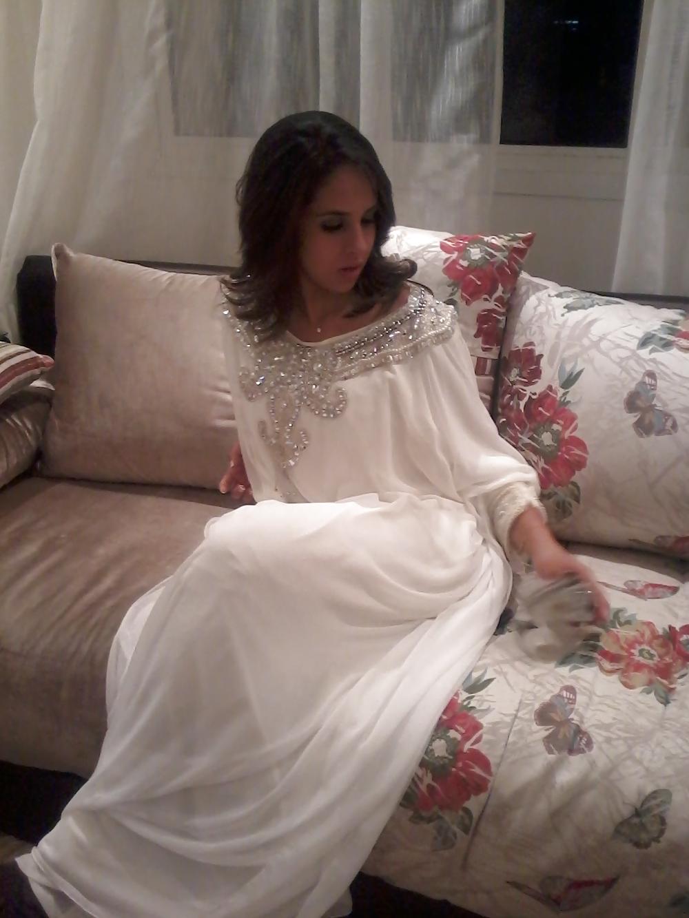 25P Zineba Morocco Girl Cum On Her
