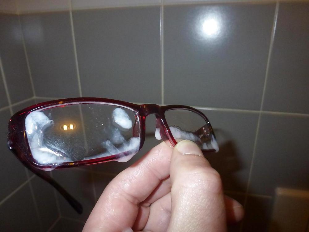 14P Quick cum on my Colleague's glasses while she was in break