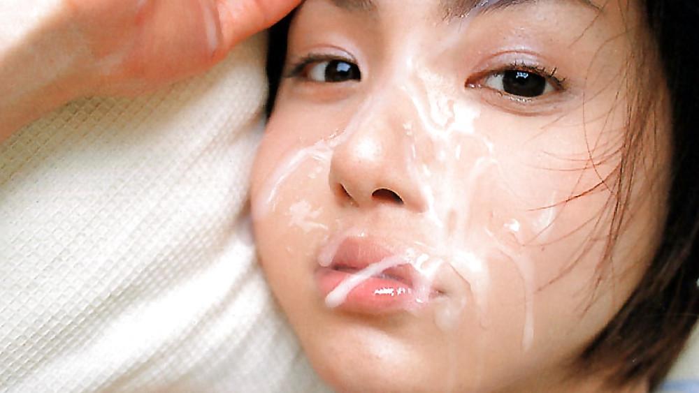25P Sperm leaks out from beautiful mouths and faces (Camaster)