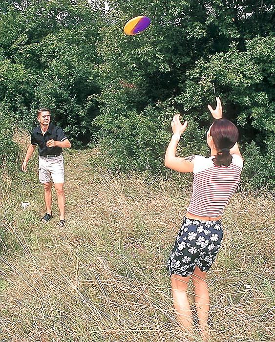 20P Brunette getting fucked by her BF outdoors