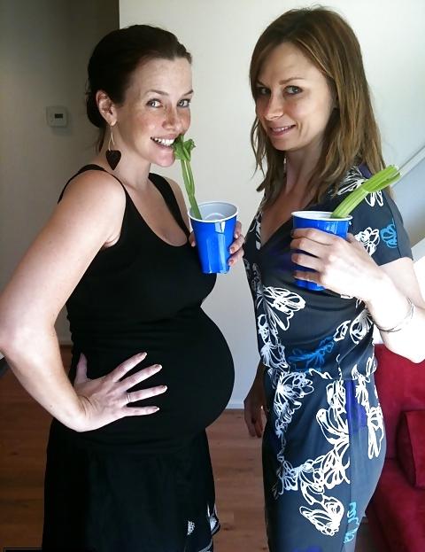 14P Annie Wersching - Pregnant Photos