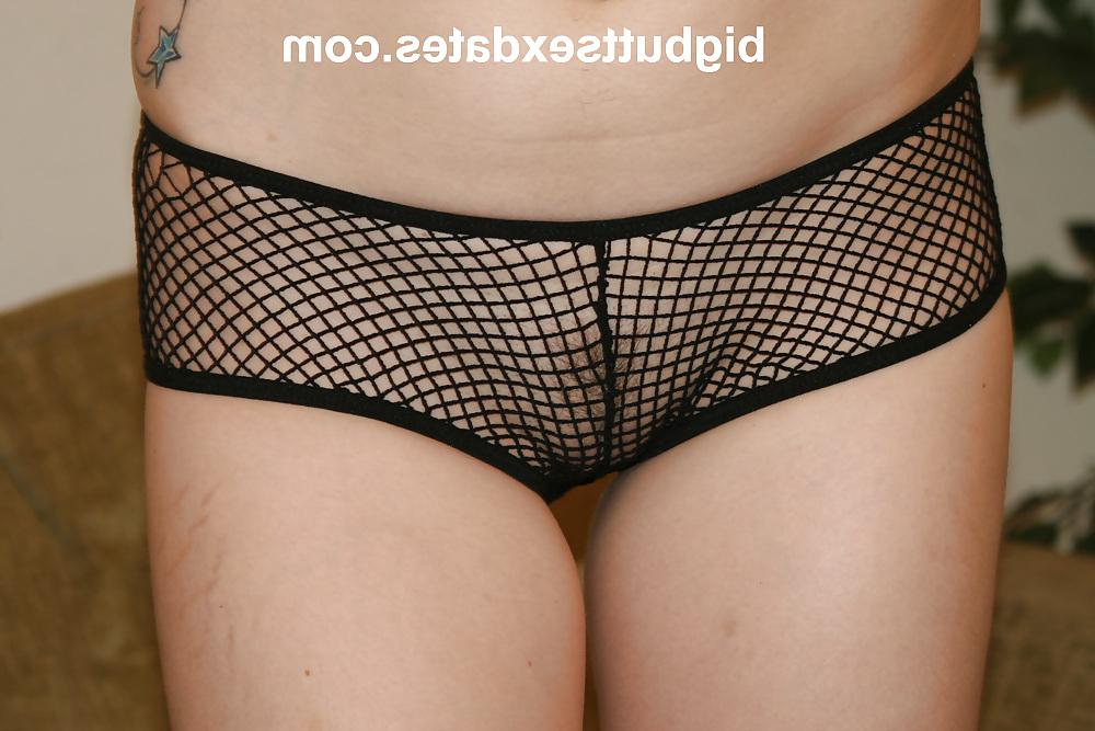 23P Sexy Girls Strip Tease 2