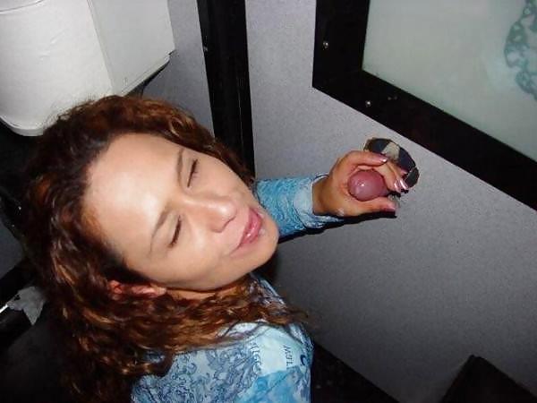 25P Sucking The Unknown Sperm Dispenser
