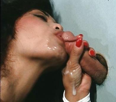 25P Sucking The Unknown Sperm Dispenser