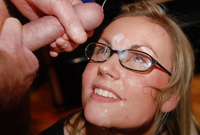 25P Smiling group facials 11