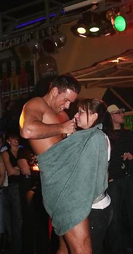 25P Real Male Stipp Party (CFNM)