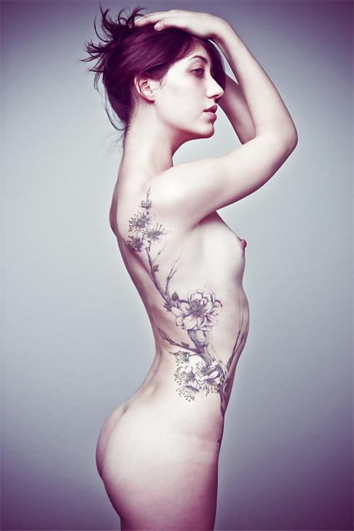 25P Naked Pretty Women 7