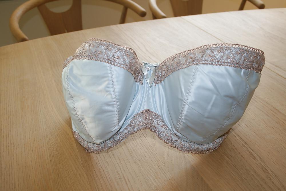 10P Used 80H bra in my own collection