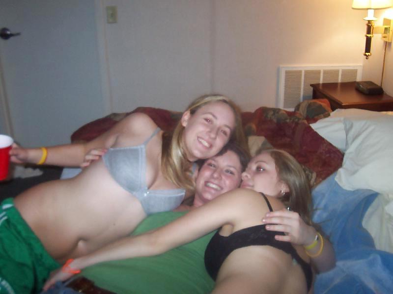 25P Bra Babes 101