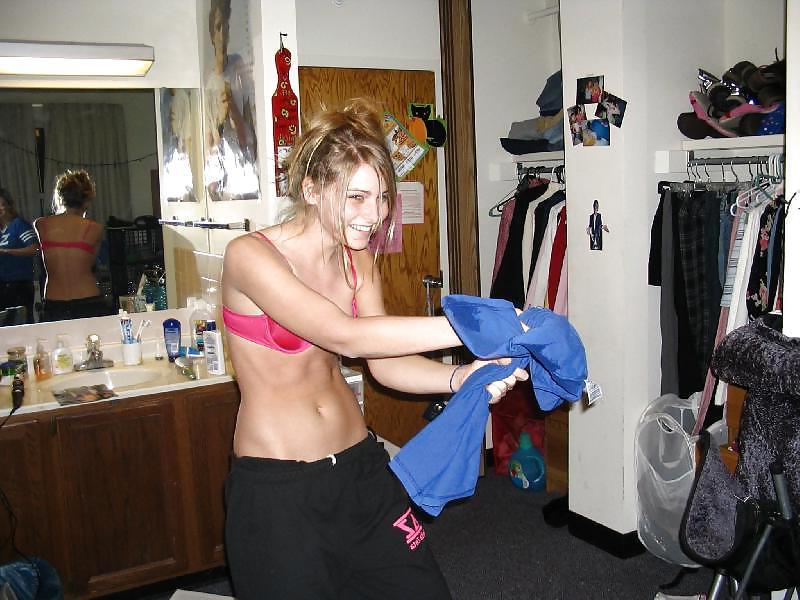 25P Bra Babes 101
