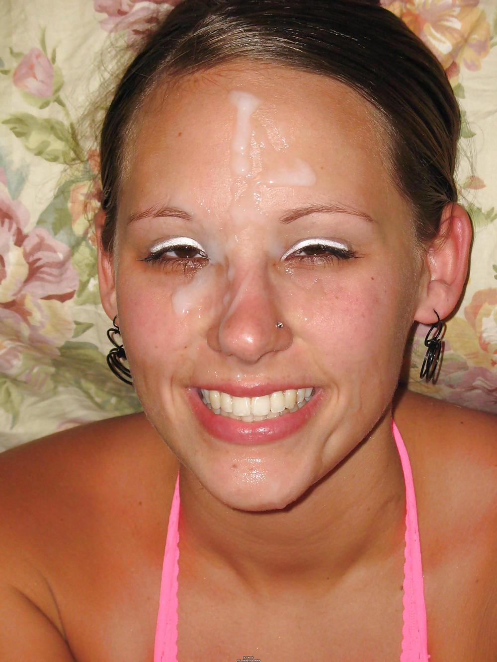 25P AMATEURE - BRUNETTE CUMSLUT SUCKED & FACIALED