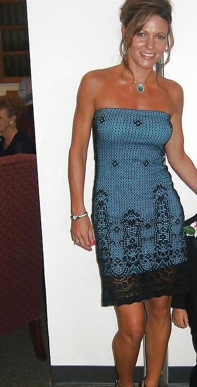 10P Super hot milf non nude