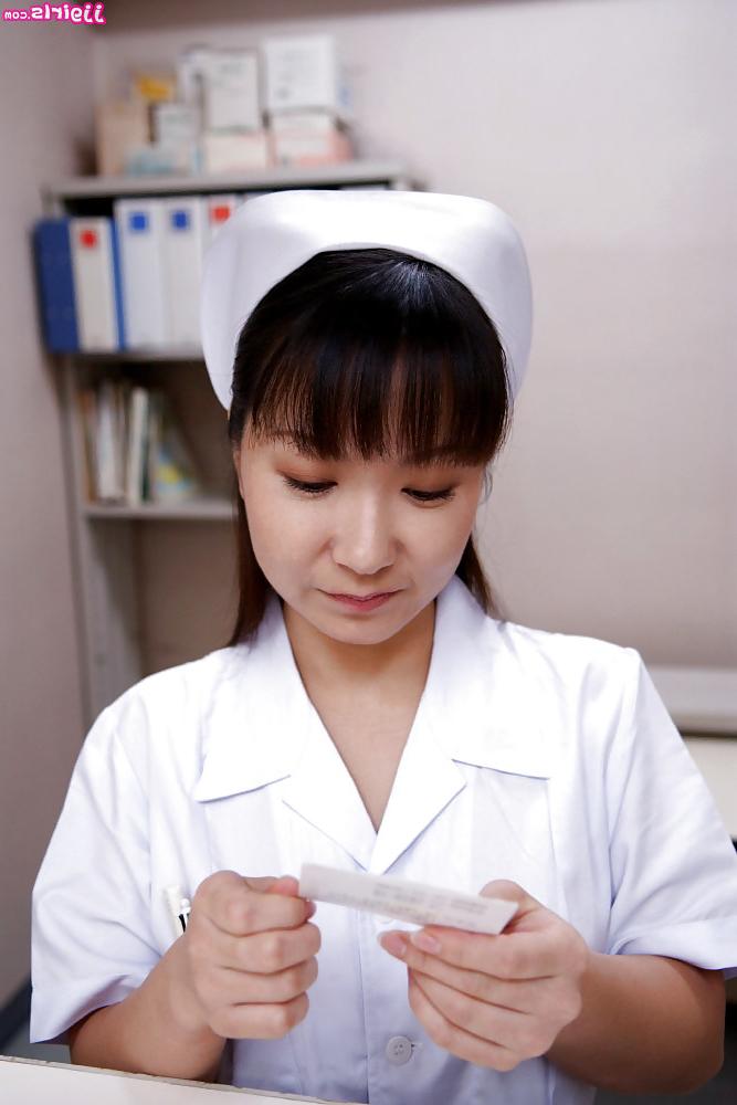 25P Japanese Girls 006 Nurse Nami