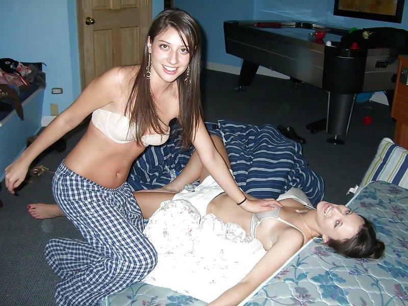 25P Bra Babes 104
