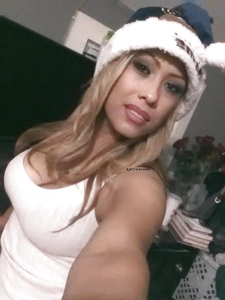 15P Wife With Nice Cunt Ready To Get Fucked