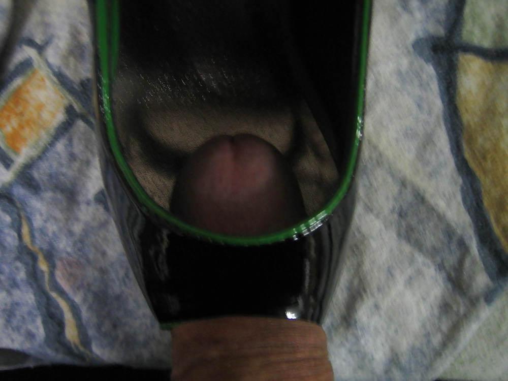 25P Fun with queen and princess shoes